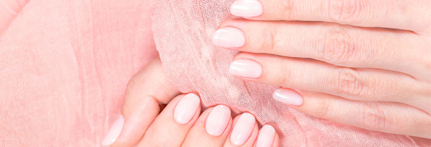 Tendances ve rnis à ongles Vernis nude